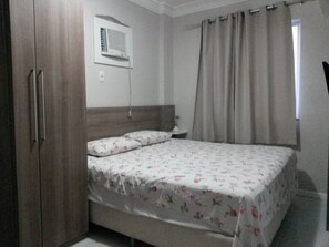 3 chambres, fer et planche à repasser, Wi-Fi, draps fournis