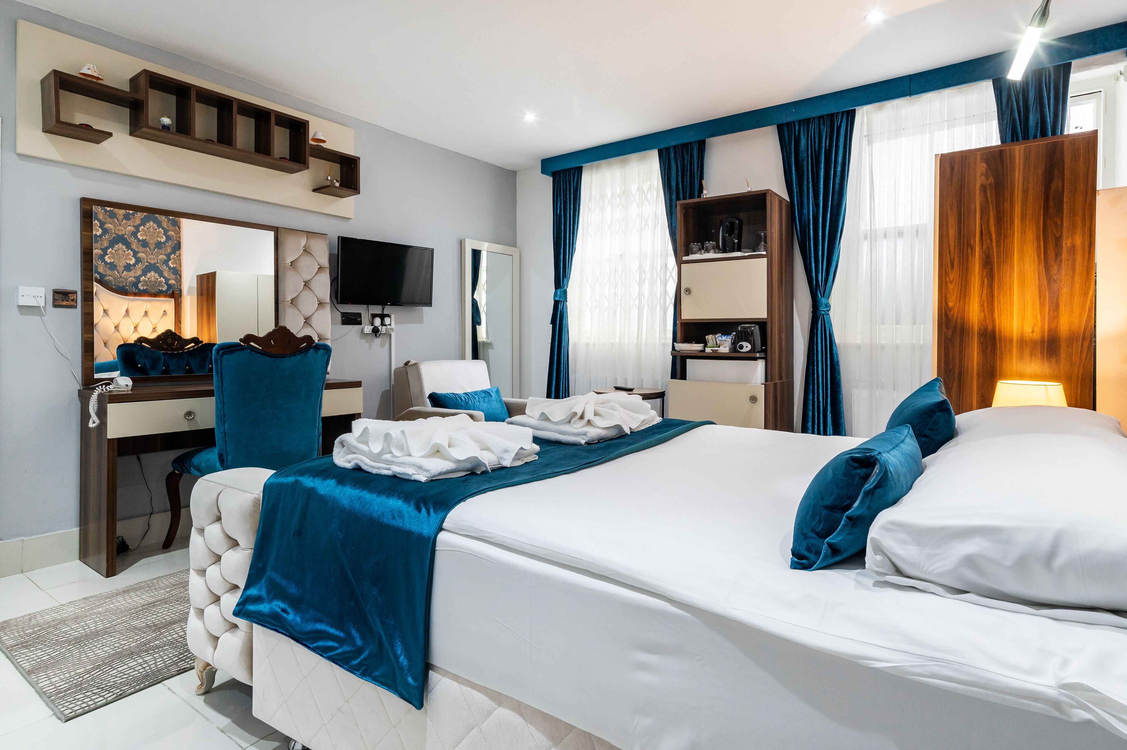 comfort quadruple room, private bathroom