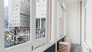 Suite clásica, baño privado | Vista desde la habitación