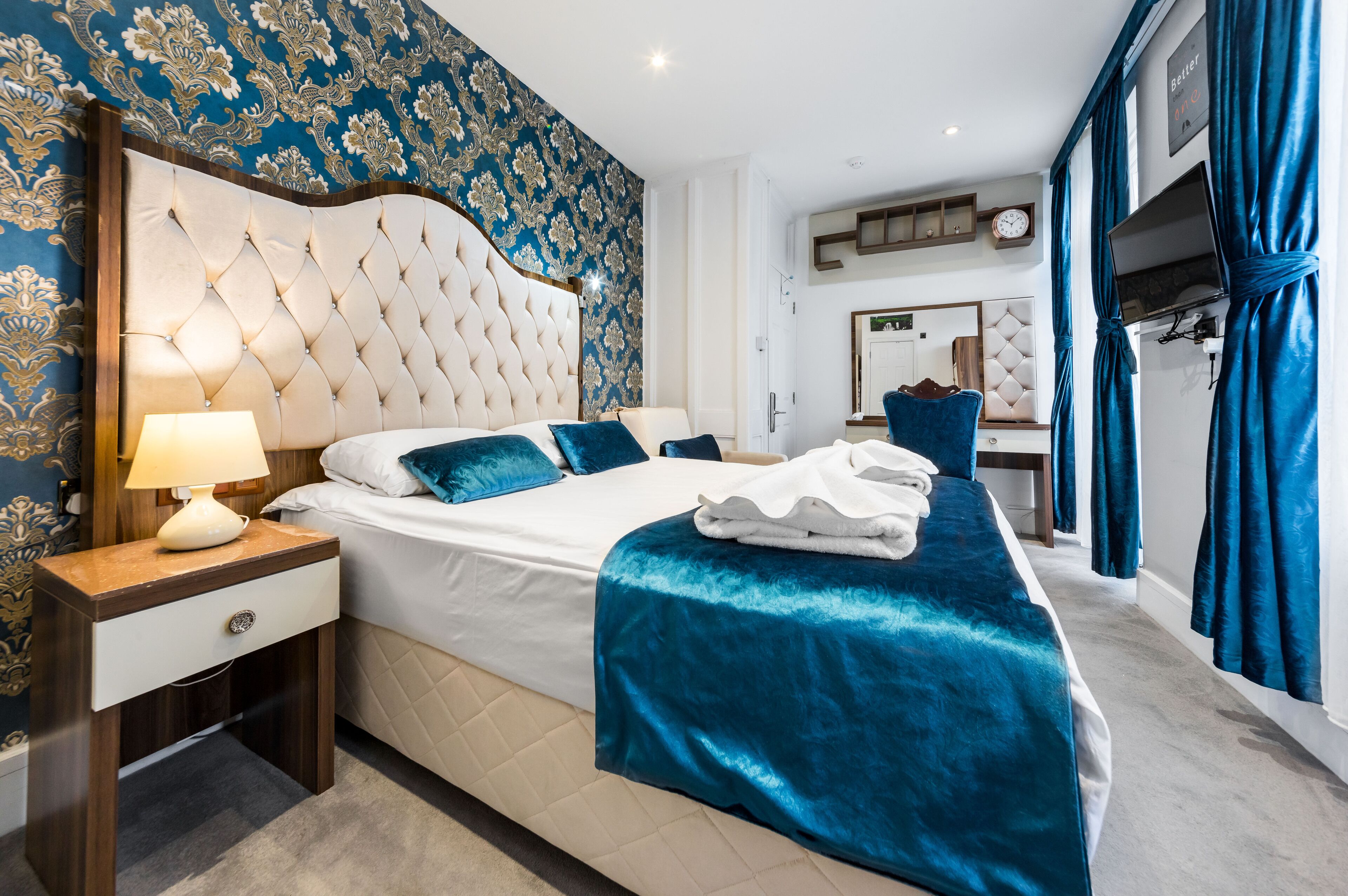 Comfort Triple Room, Private Bathroom