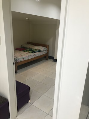 Apartamento, 2 quartos | 2 quartos, escrivaninha, Wi-Fi de cortesia, roupa de cama