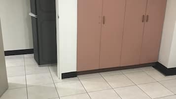 Apartment, 2 Bedrooms | Room amenity