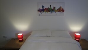 熨斗/熨衣板、免费 WiFi、床单
