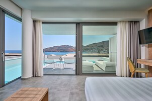 Deluxe Junior Suite, Sea View, Private Pool | Minibar, in-room safe, individually decorated, individually furnished
