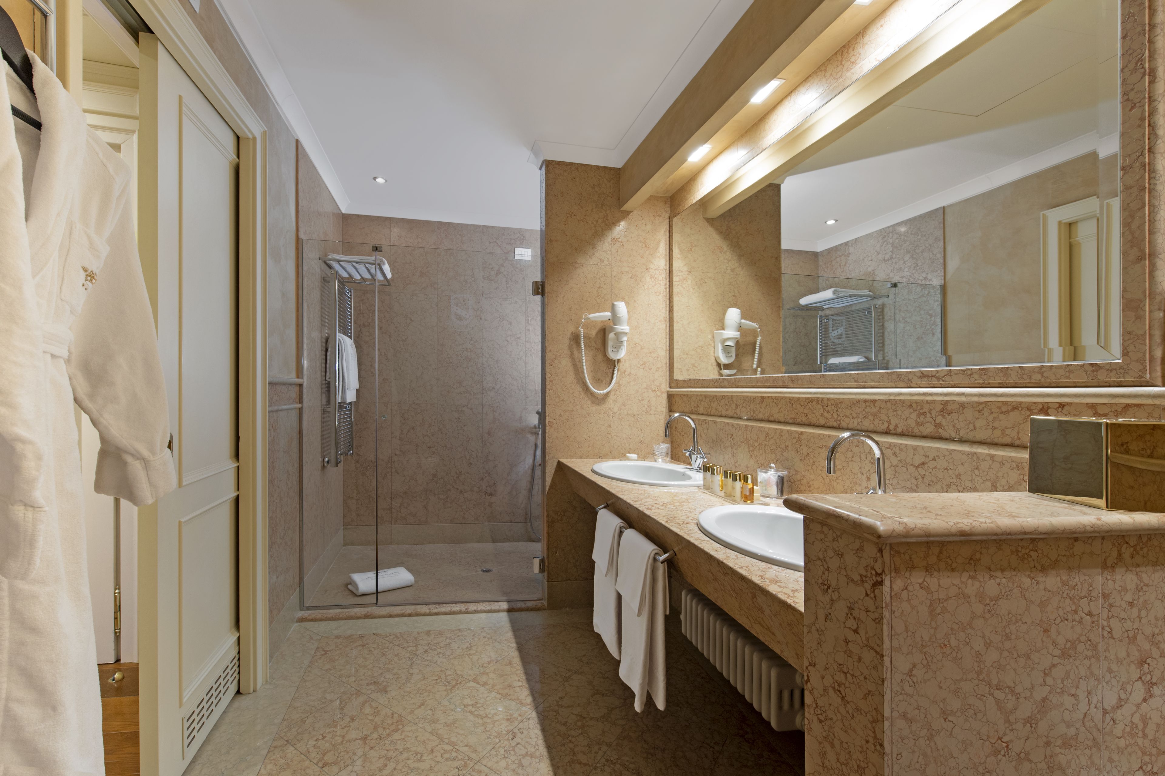 1 bedroom, premium bedding, down duvets, pillow-top beds