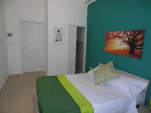 Desk, free WiFi, bed sheets