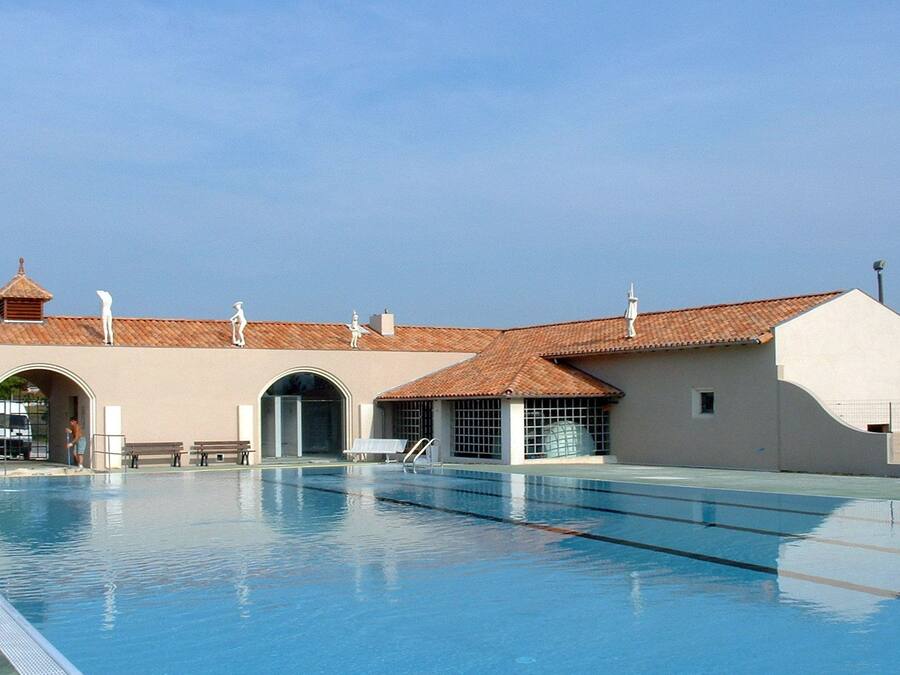 Sæsonbestemt udendørs pool