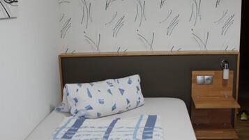 Työpöytä, vauvansängyt, lisävuoteet, ilmainen Wi-Fi