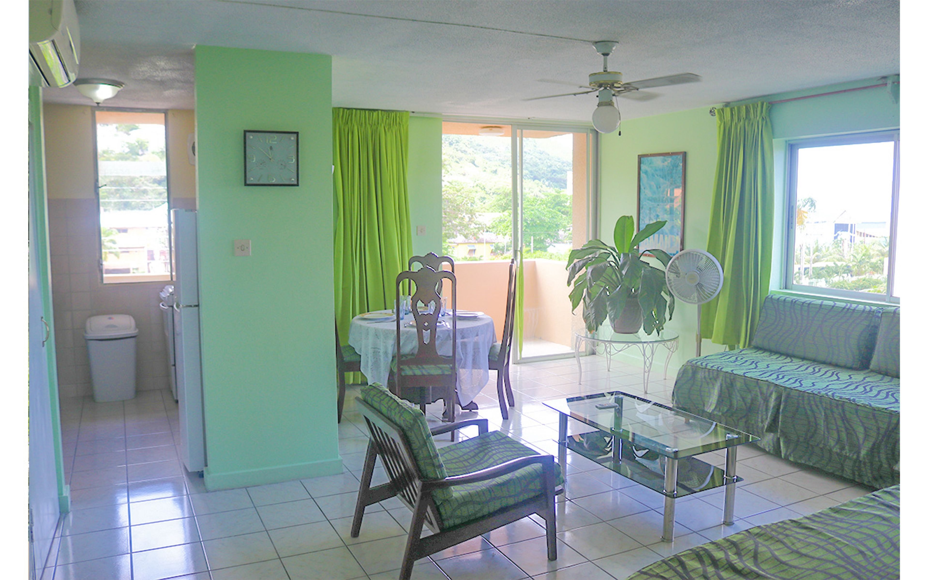 Căn hộ, 1 giường cỡ king, không hút thuốc | Phòng khách | TV màn hình phẳng 