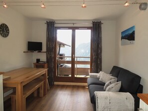 TV, DVD player, stereo