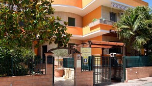 Property entrance - Bed & Breakfast Caravaggio (San Donaci)