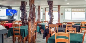 Restaurant - Sea Front Inn (Punta Gorda)