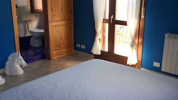 Cunas, wifi gratis y ropa de cama