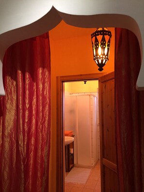 Comfort-Doppelzimmer | Badezimmer