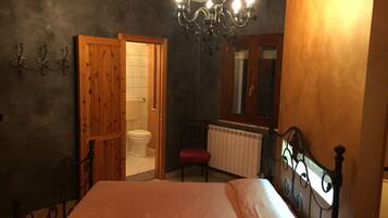 Comfort Double Room | Cribs/infant beds, free WiFi, bed sheets