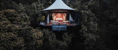 Presidential Tent | Egyptian cotton sheets, premium bedding, down comforters, pillowtop beds