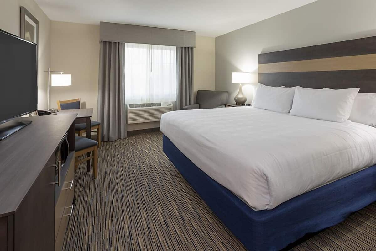Egyptian cotton sheets, premium bedding, down comforters