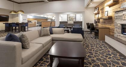 Grandstay Hotel and Suites Milbank