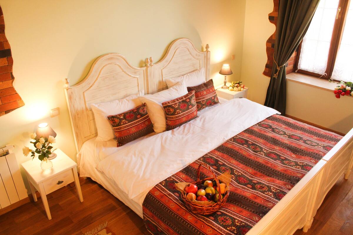 Double Room, Pool View (Armavir)