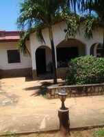 Entrada de la propiedad