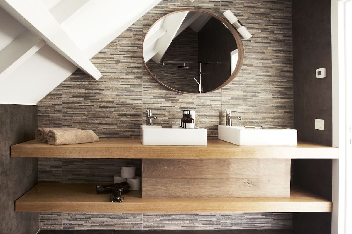 family double room, balcony | bathroom shower