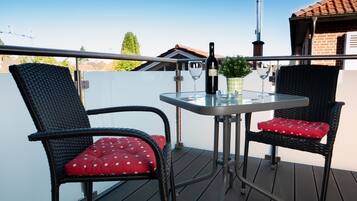 Studio Apartment Ibiza | Balcony