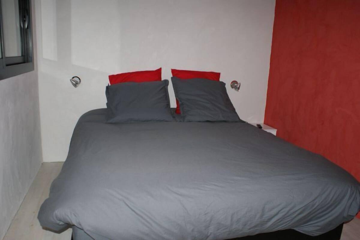 Double Room, Private Bathroom (l'Escale)