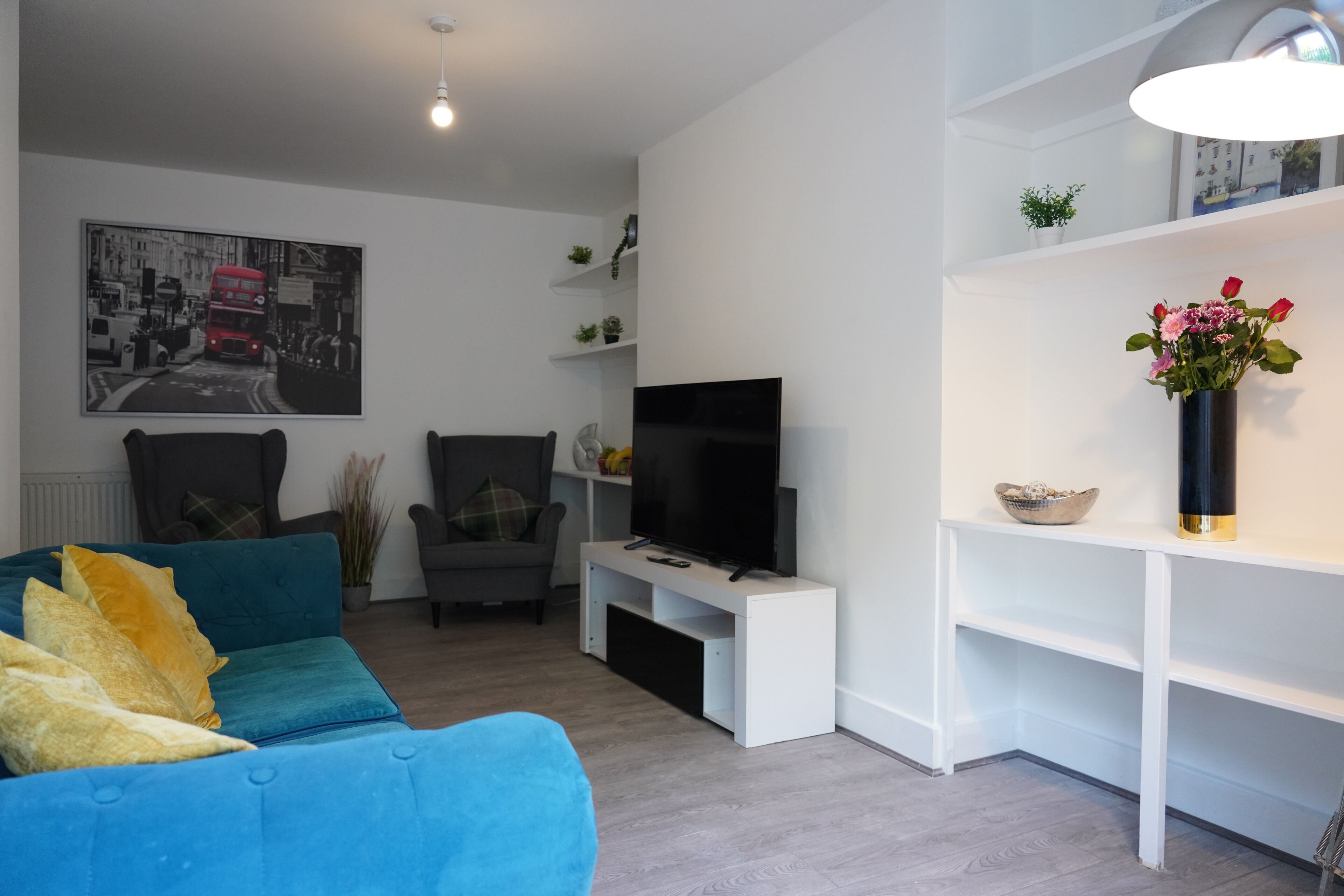 Apartment, Private Bathroom | Lounge