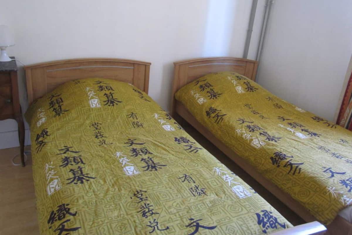 Chambre avec lits jumeaux