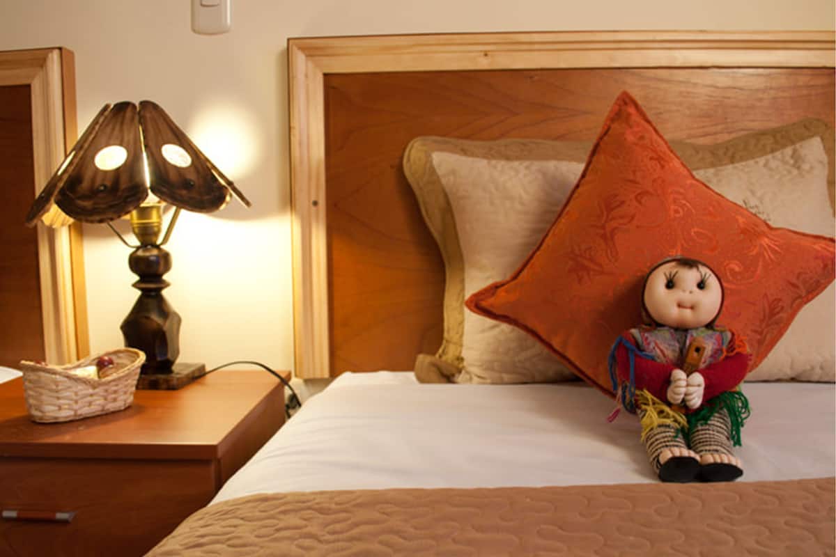Triple Room, 3 Twin Beds | In-room safe, desk, blackout drapes, free WiFi