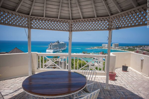 Exterior - High Level Suites at Columbus Heights (Ocho Rios)