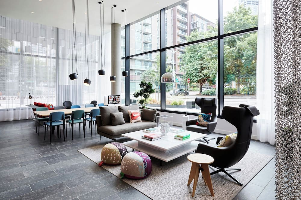 citizenM Seattle South Lake Union