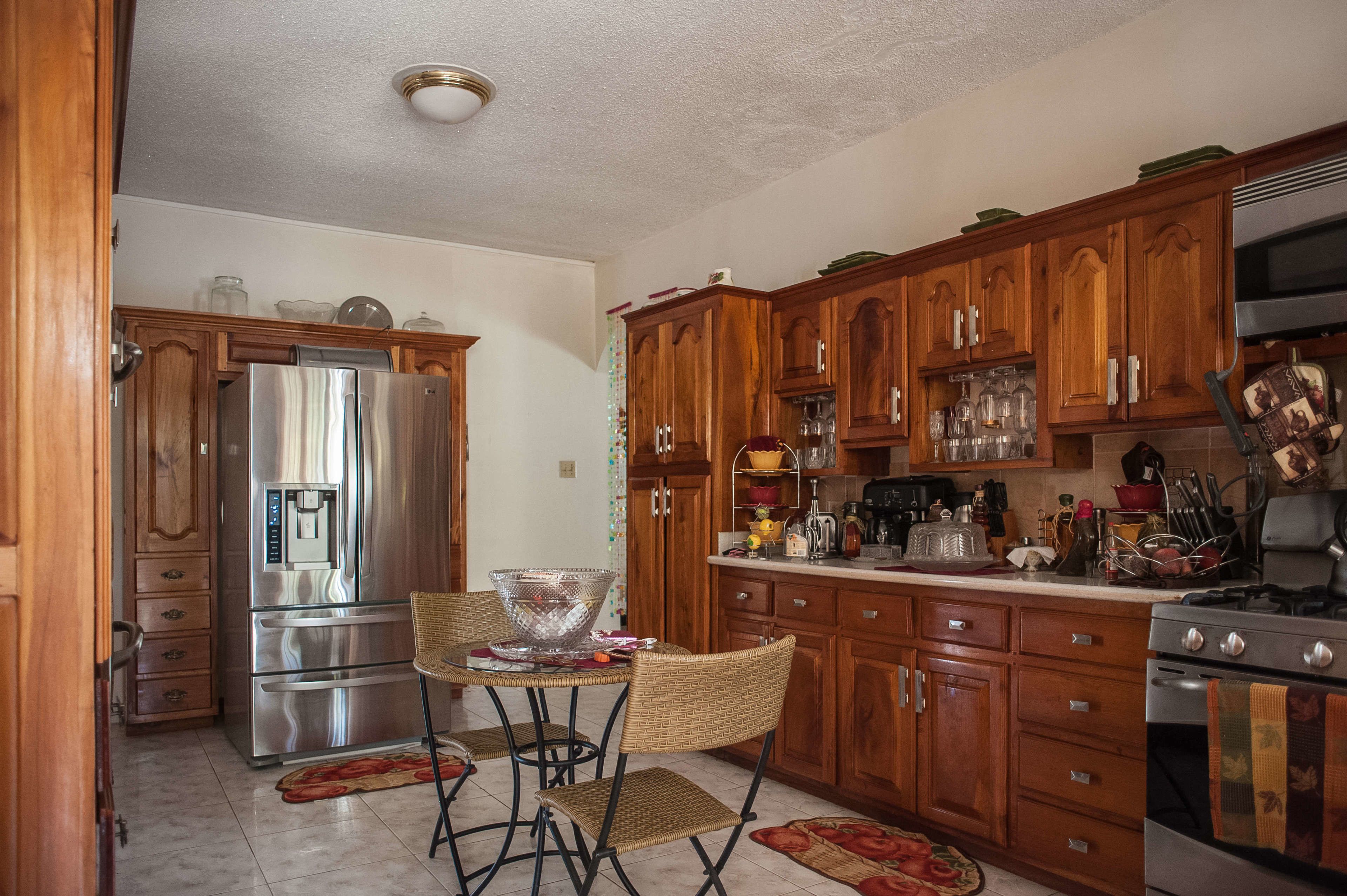 Vila superluxo, 4 quartos, acessível, para não fumantes | Cozinha privada | Geladeira grande, micro-ondas, fogão, cooktop