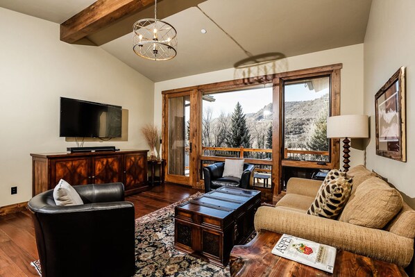 TV, fireplace, table football, ping pong