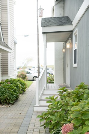 تفاصيل الفندق من الخارج