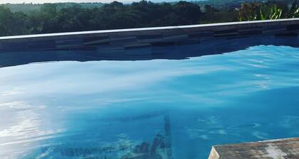 Enjoy Beautiful Sunsets, panoramic views POOL and AIR CONDITIONING