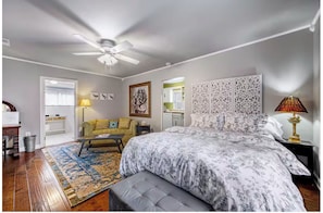 1 Schlafzimmer, Schreibtisch, Bügeleisen/Bügelbrett, kostenloses WLAN