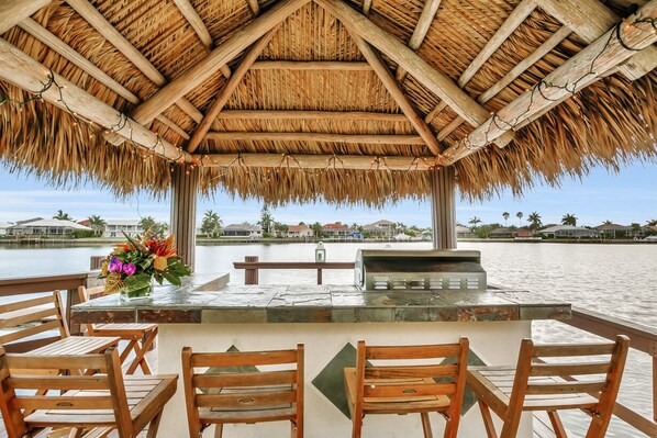 屋外ダイニングエリア