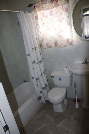 Villa, 1 très grand lit, non-fumeur | Salle de bain