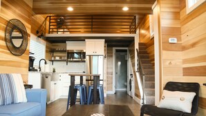 Comfort House, Non Smoking | Living area