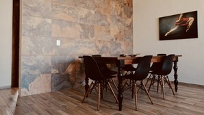 City House, 2 Bedrooms, Non Smoking | Living room