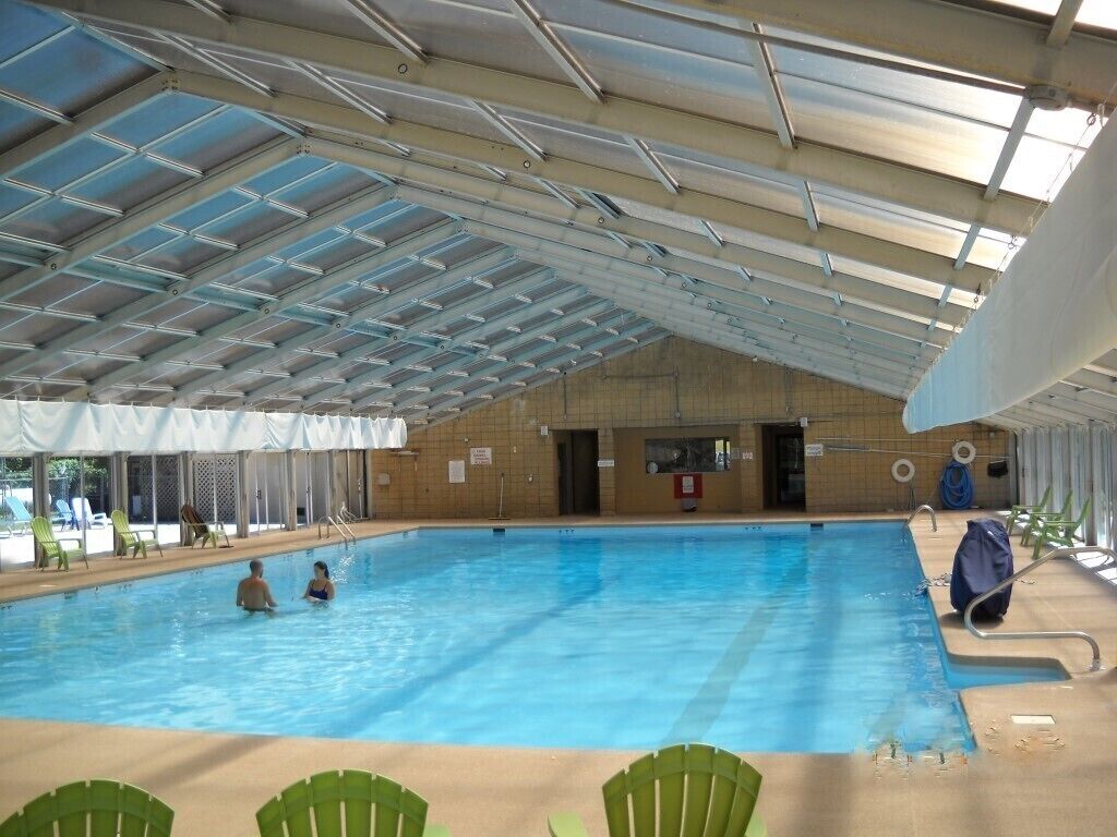 Indoor pool, outdoor pool