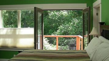 4 makuuhuonetta, silitysrauta/-lauta, Wi-Fi, vuodevaatteet