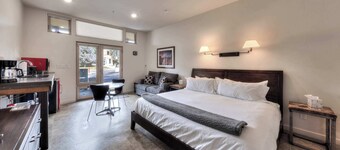 Downtown Hideaway in the Heart of Moab #2