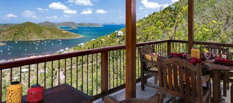 Tranquila villa de lujo con impresionantes vistas de Coral Bay y las Islas Vírgenes Británicas