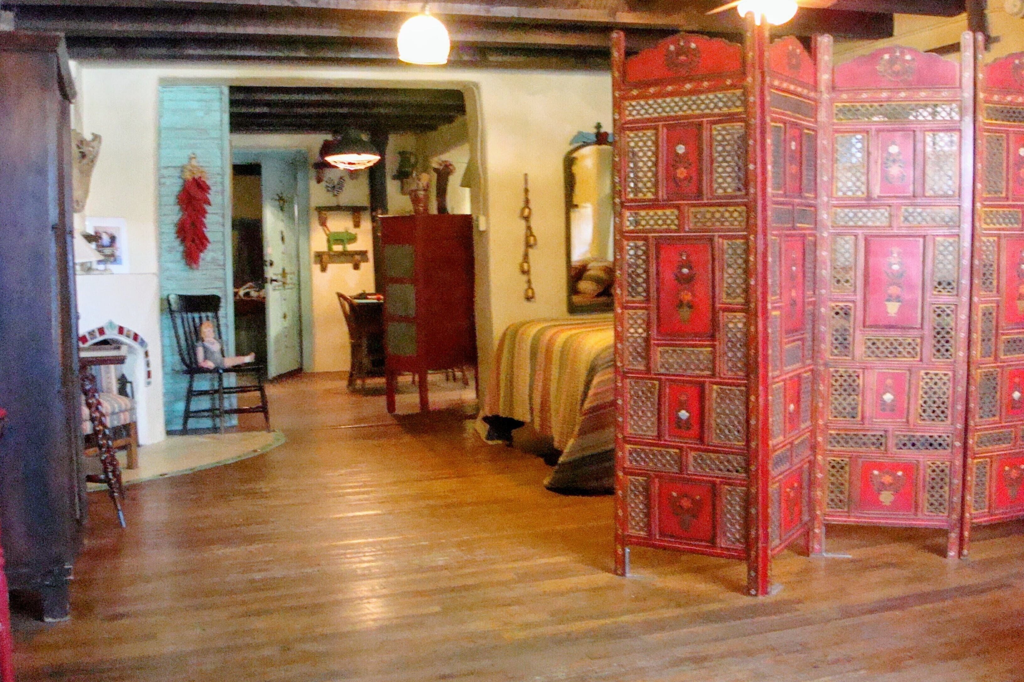 1 habitación, tabla de planchar con plancha, wifi y ropa de cama 