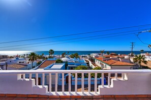 Property grounds - Ocean view 6 bedroom 4 bath 3500 square foot  (Puerto Penasco)