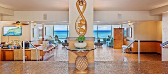 Renovated and spacious 2bd - oceanfront resort