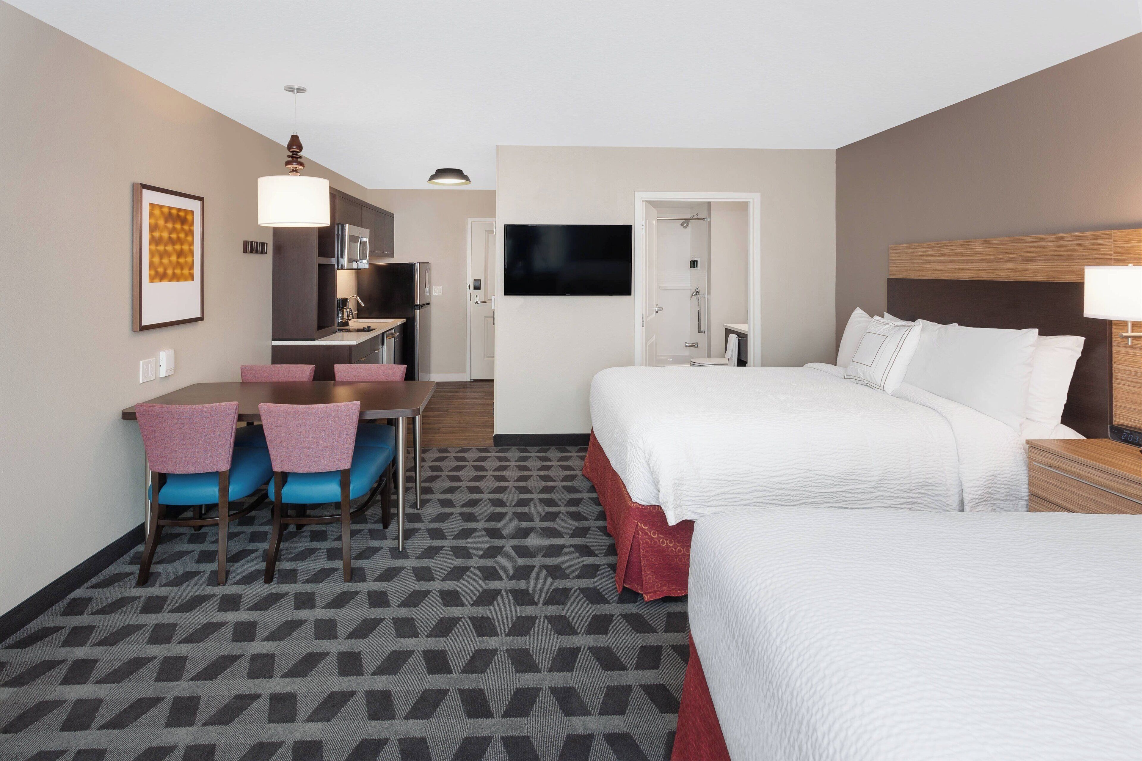 studio, 2 queen beds, non smoking | individually decorated, individually furnished, blackout curtains