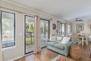 Smart TV, DVD player